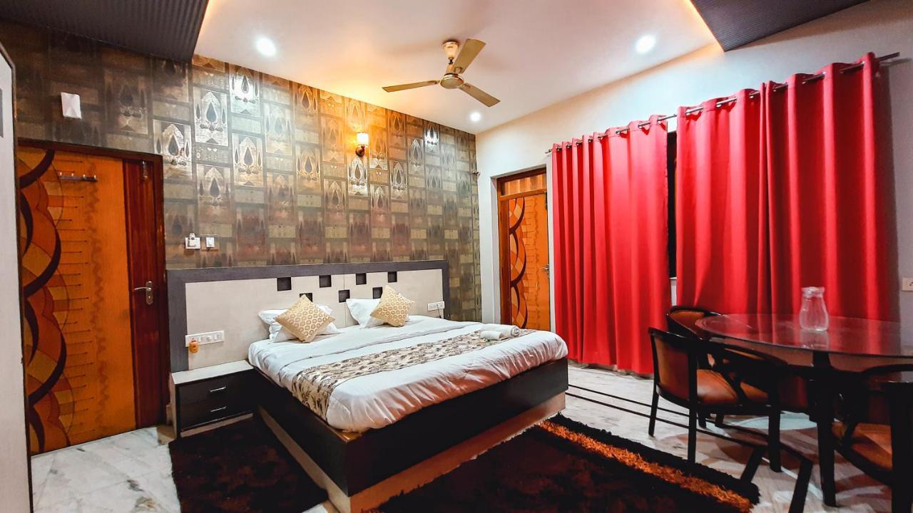Hotel Rajyashree Palace Varanasi Luaran gambar